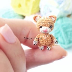 Crochet cat amigurumi