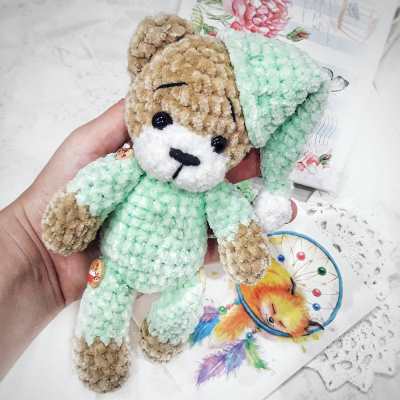 Crochet plush bear amigurumi