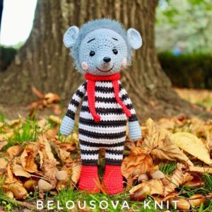Crochet hedgehog amigurumi