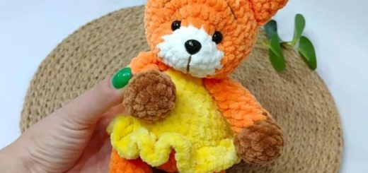 Crochet plush fox amigurumi