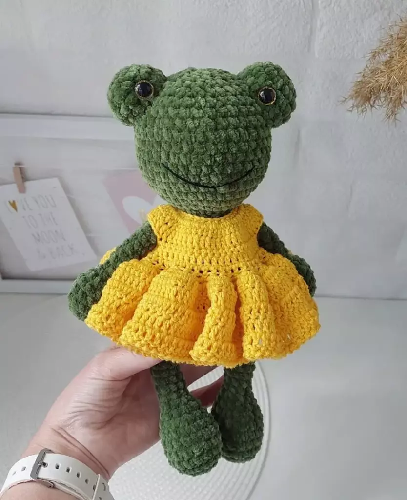 Amigurumi plush frog Amigurumi plush frog