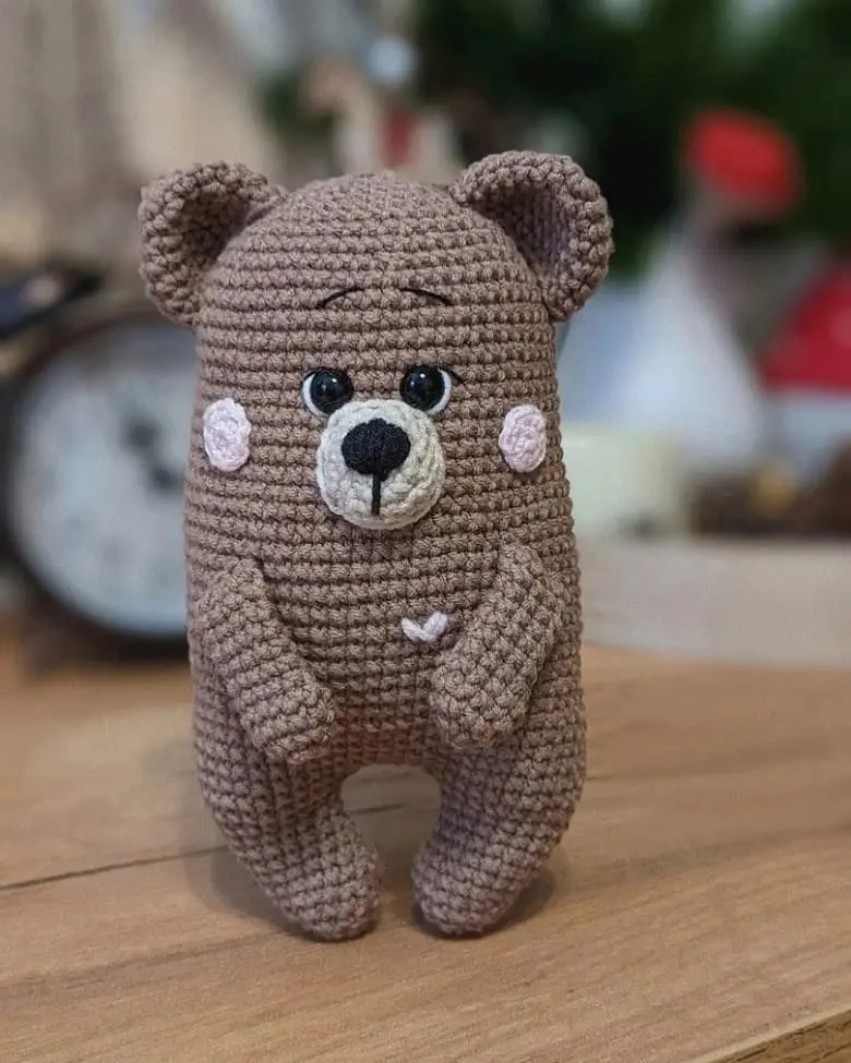 Bo the bear free amigurumi pattern