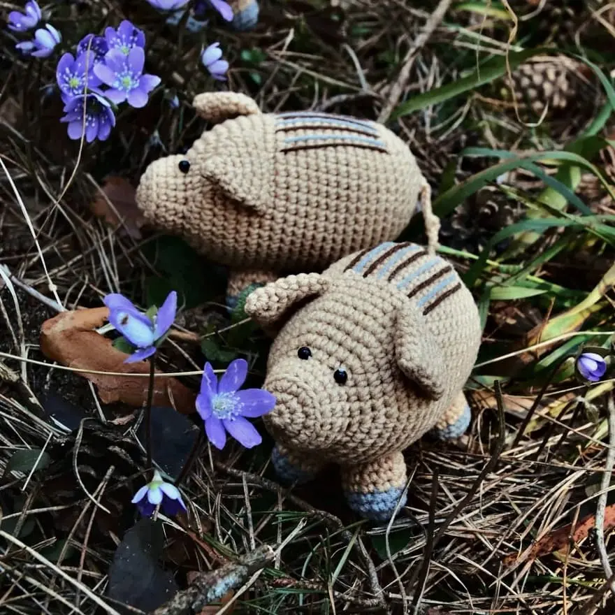 Crochet wild boar baby pattern