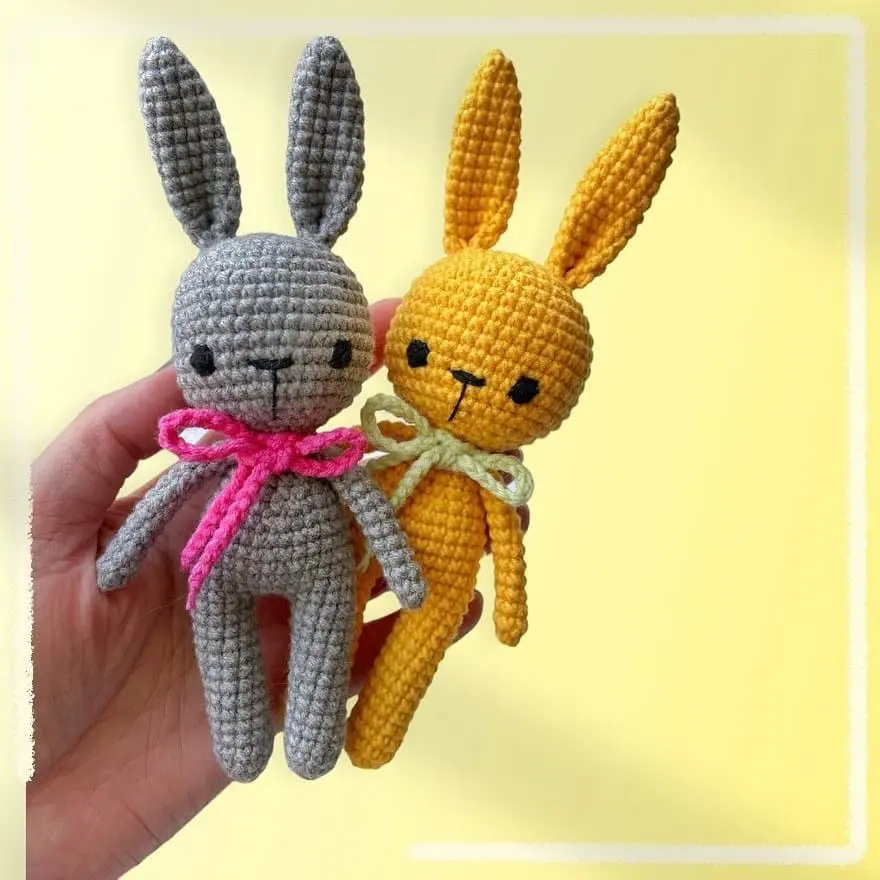 Simple and easy amigurumi bunny